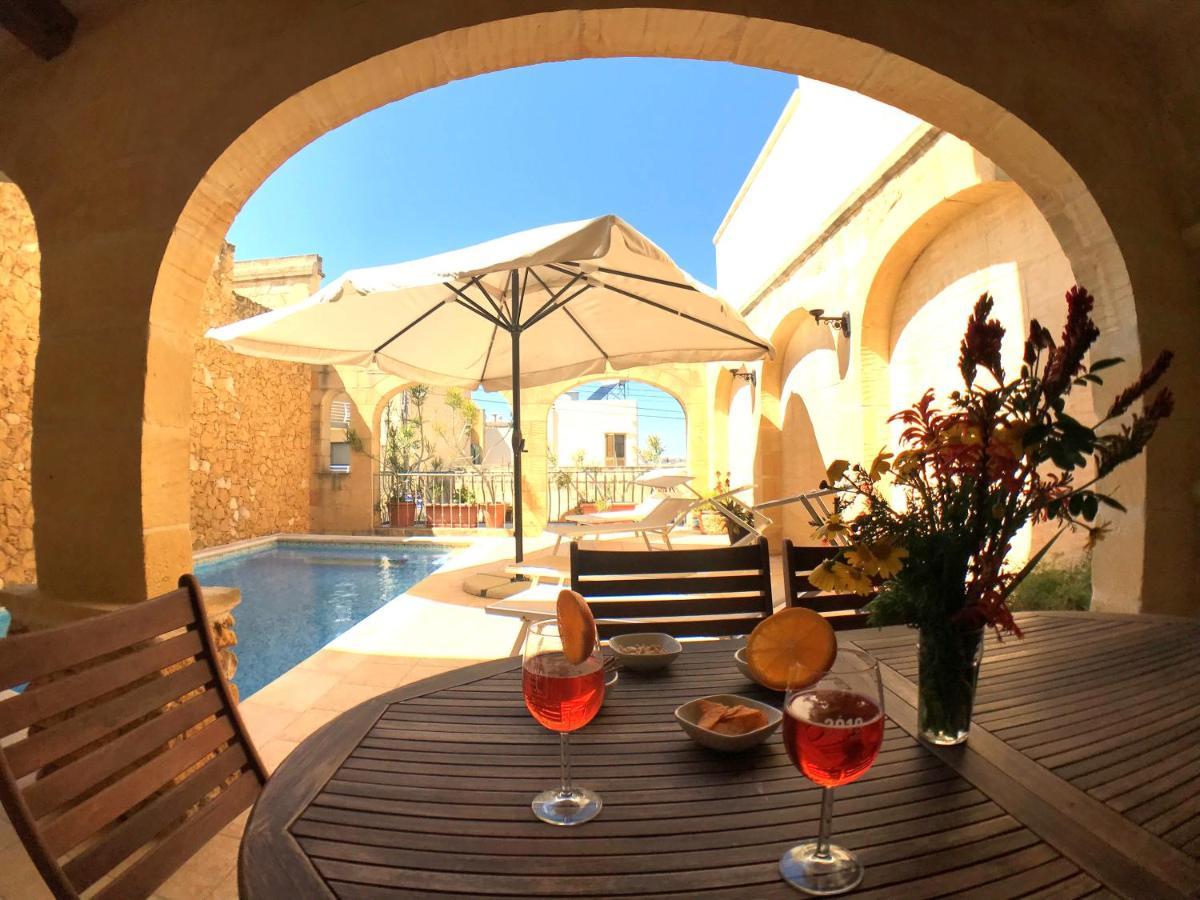 Ad Hoc B&B Il-Pergla Exteriér fotografie